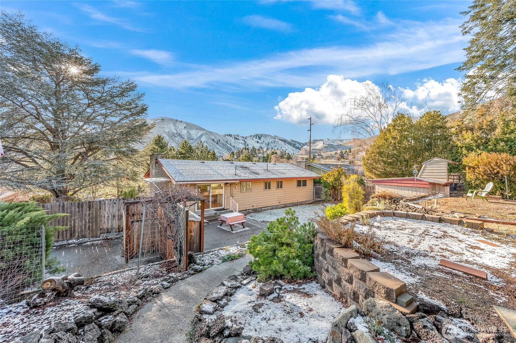 2314 Westwick Road , Wenatchee, WA 98801