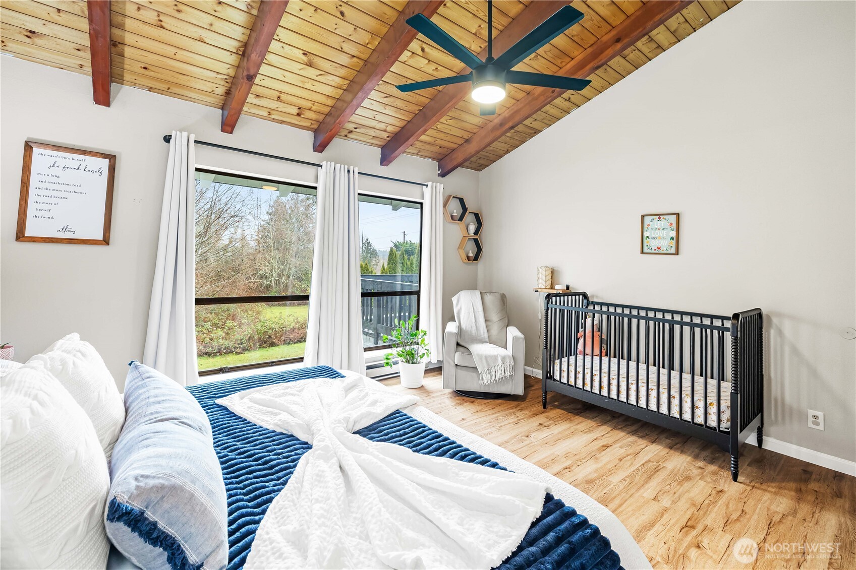 5503 E Collins Road , Port Orchard, WA 98366