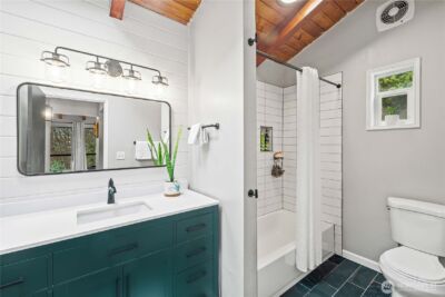 5503 E Collins Road , Port Orchard, WA 98366 - Photo 21