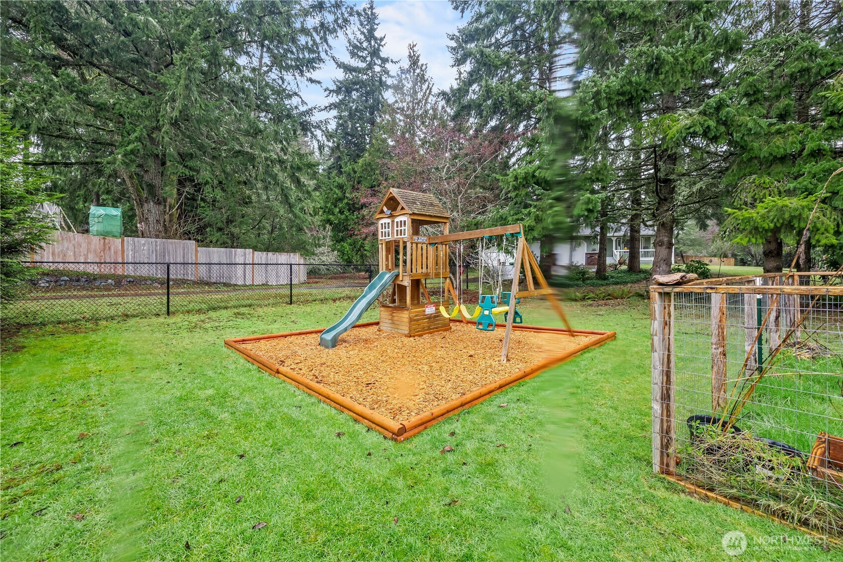 5503 E Collins Road , Port Orchard, WA 98366