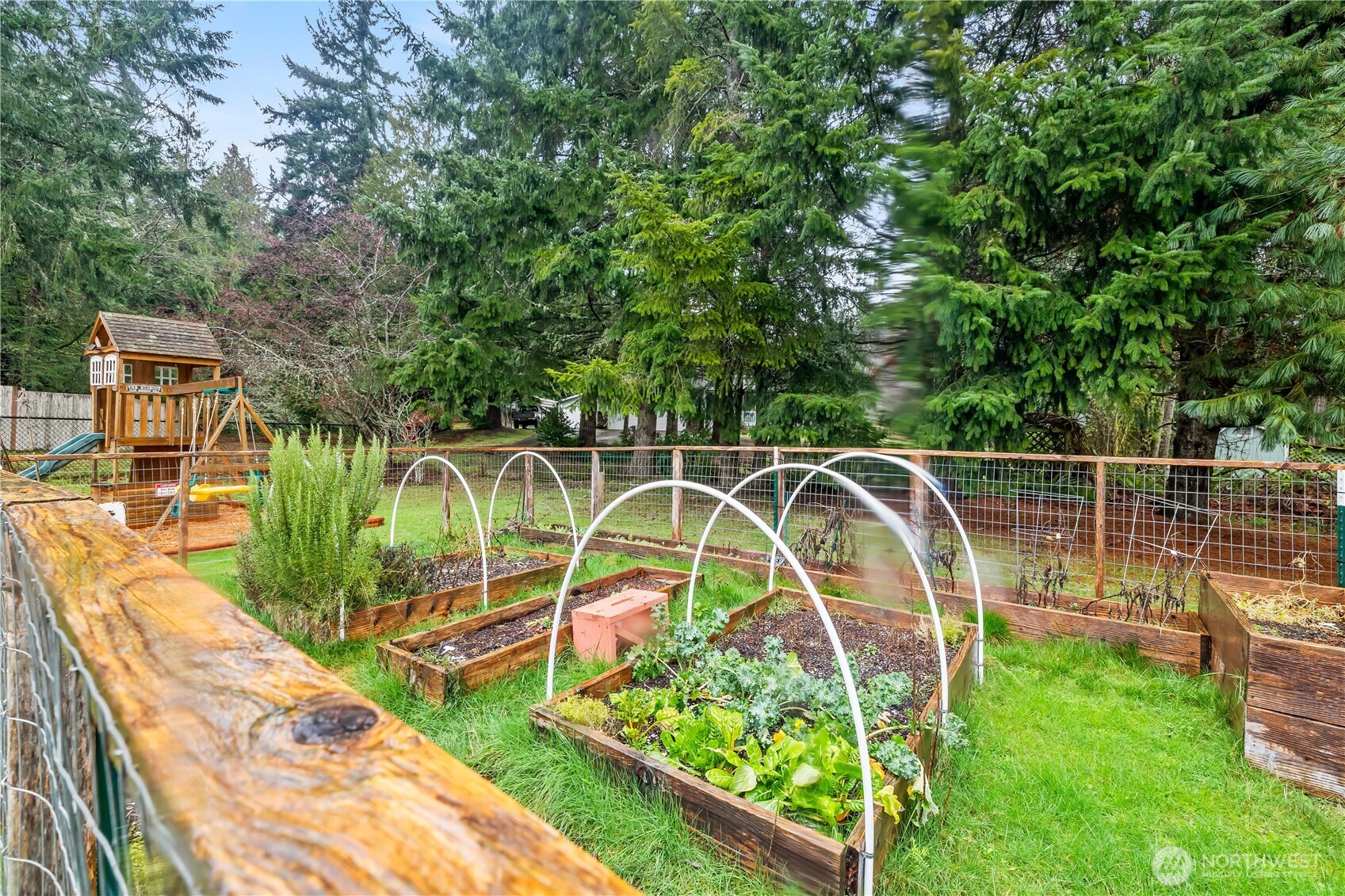 5503 E Collins Road , Port Orchard, WA 98366