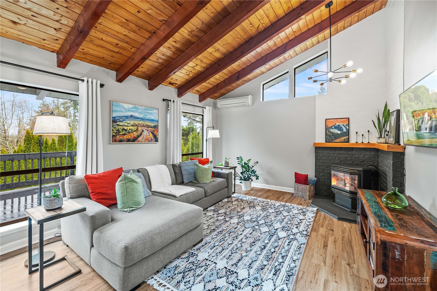 5503 E Collins Road , Port Orchard, WA 98366