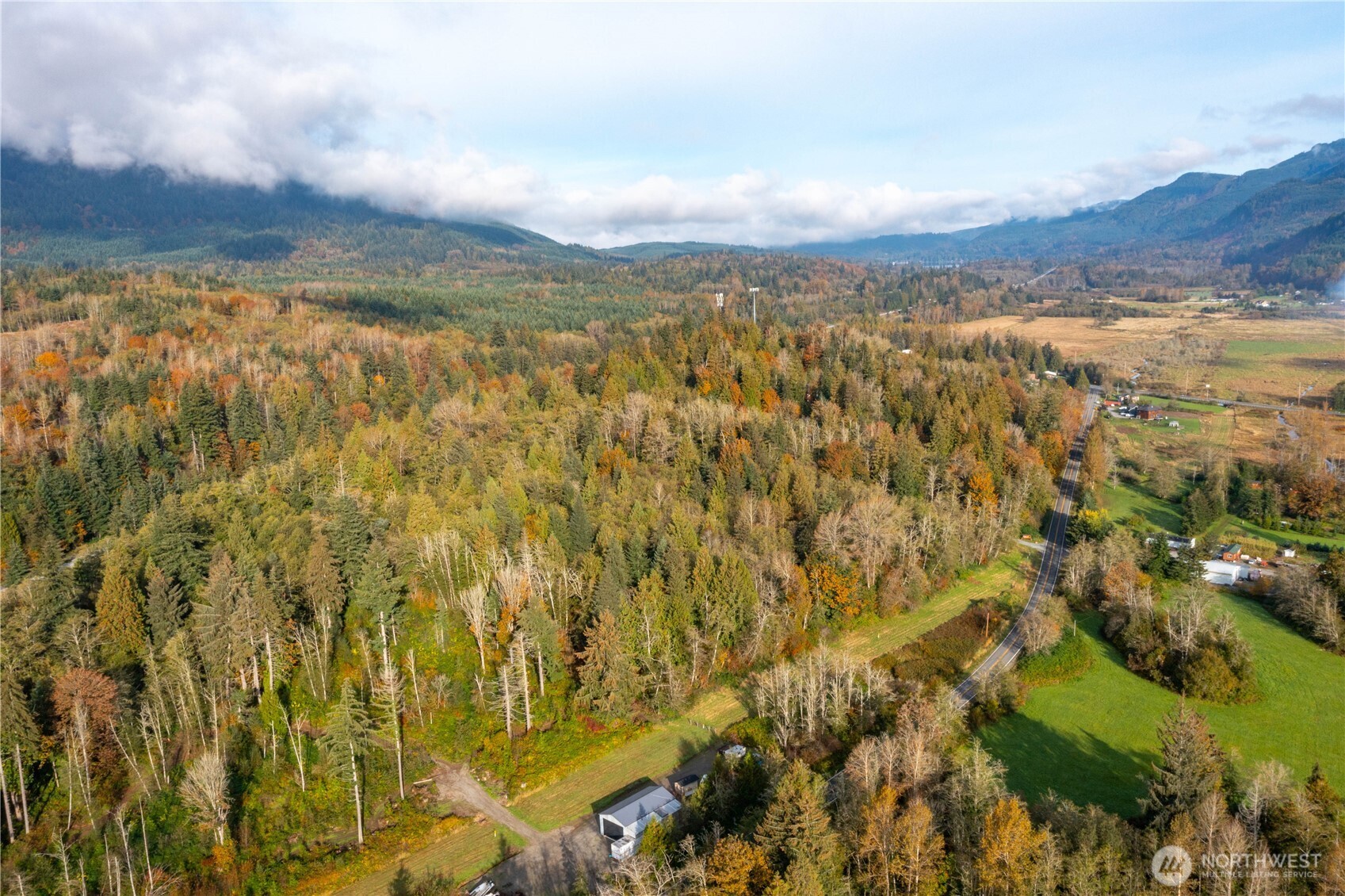 18653 Colony Road , Bow, WA 98232