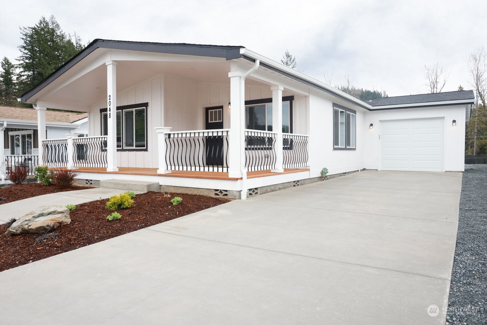 2048 Paradise Avenue #13, Enumclaw, WA 98022