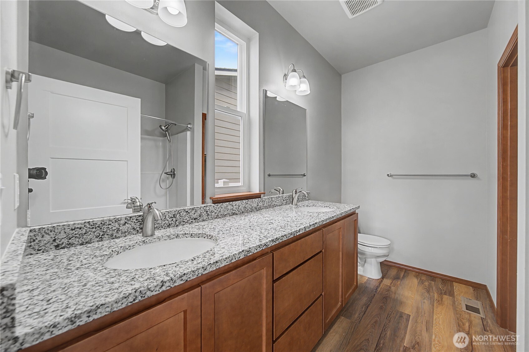 436 Hammond Lane , Rock Island, WA 98850