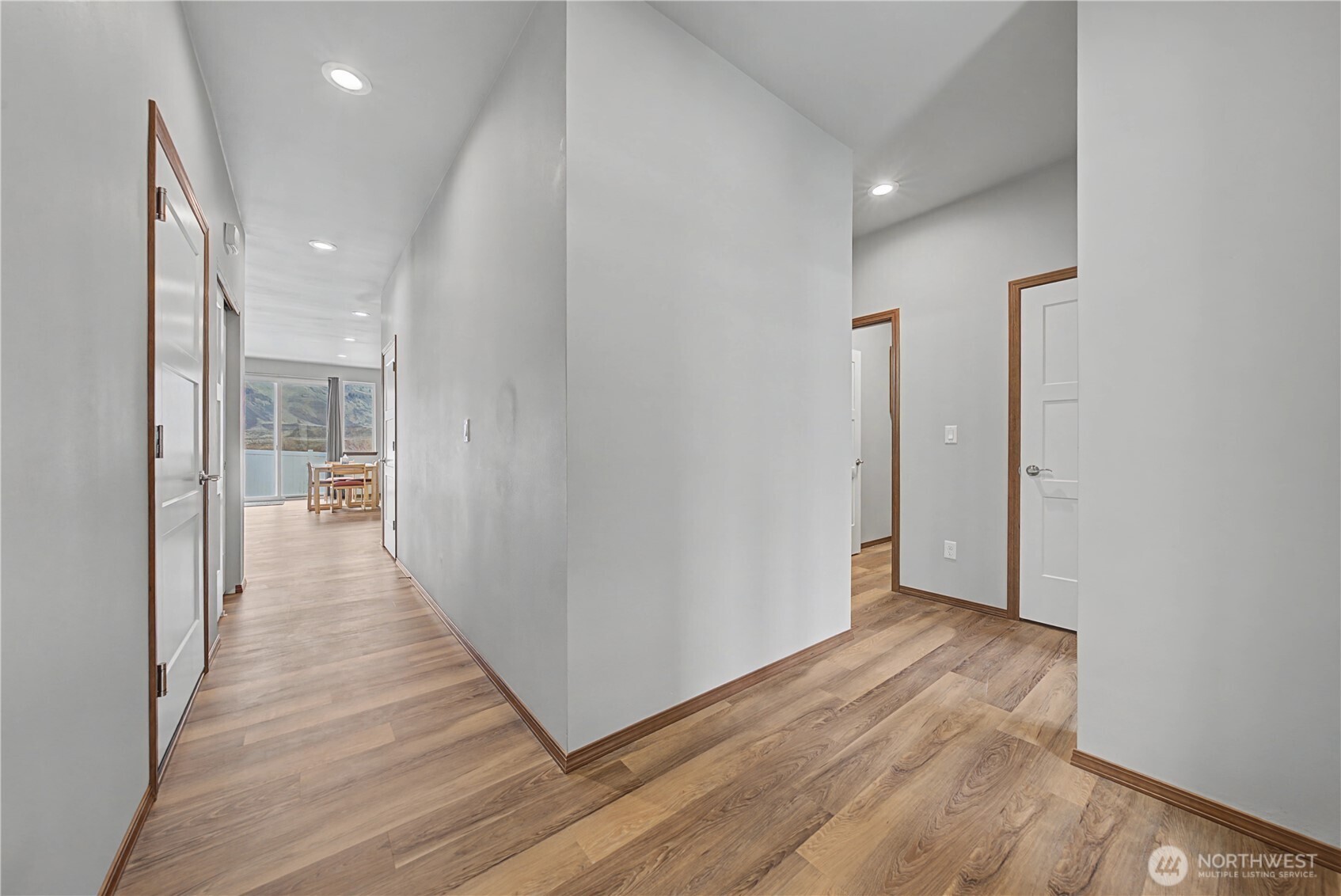 436 Hammond Lane , Rock Island, WA 98850