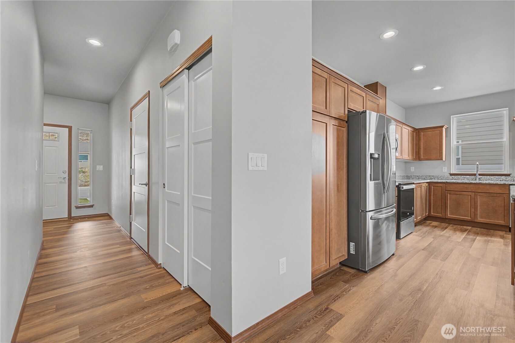 436 Hammond Lane , Rock Island, WA 98850