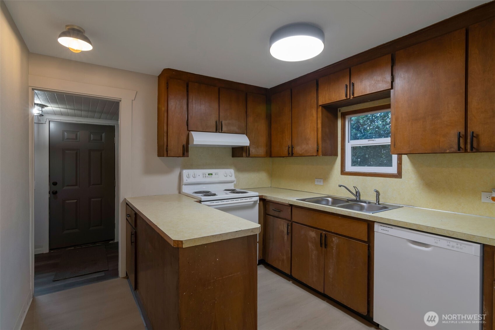 1103 S 6th Street , Mount Vernon, WA 98273