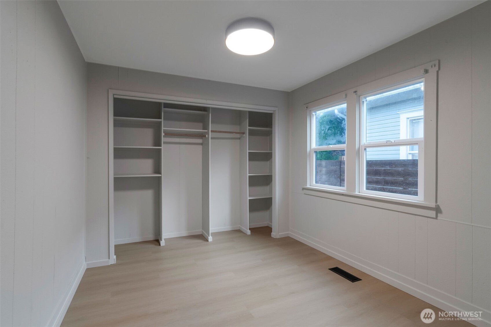 1103 S 6th Street , Mount Vernon, WA 98273