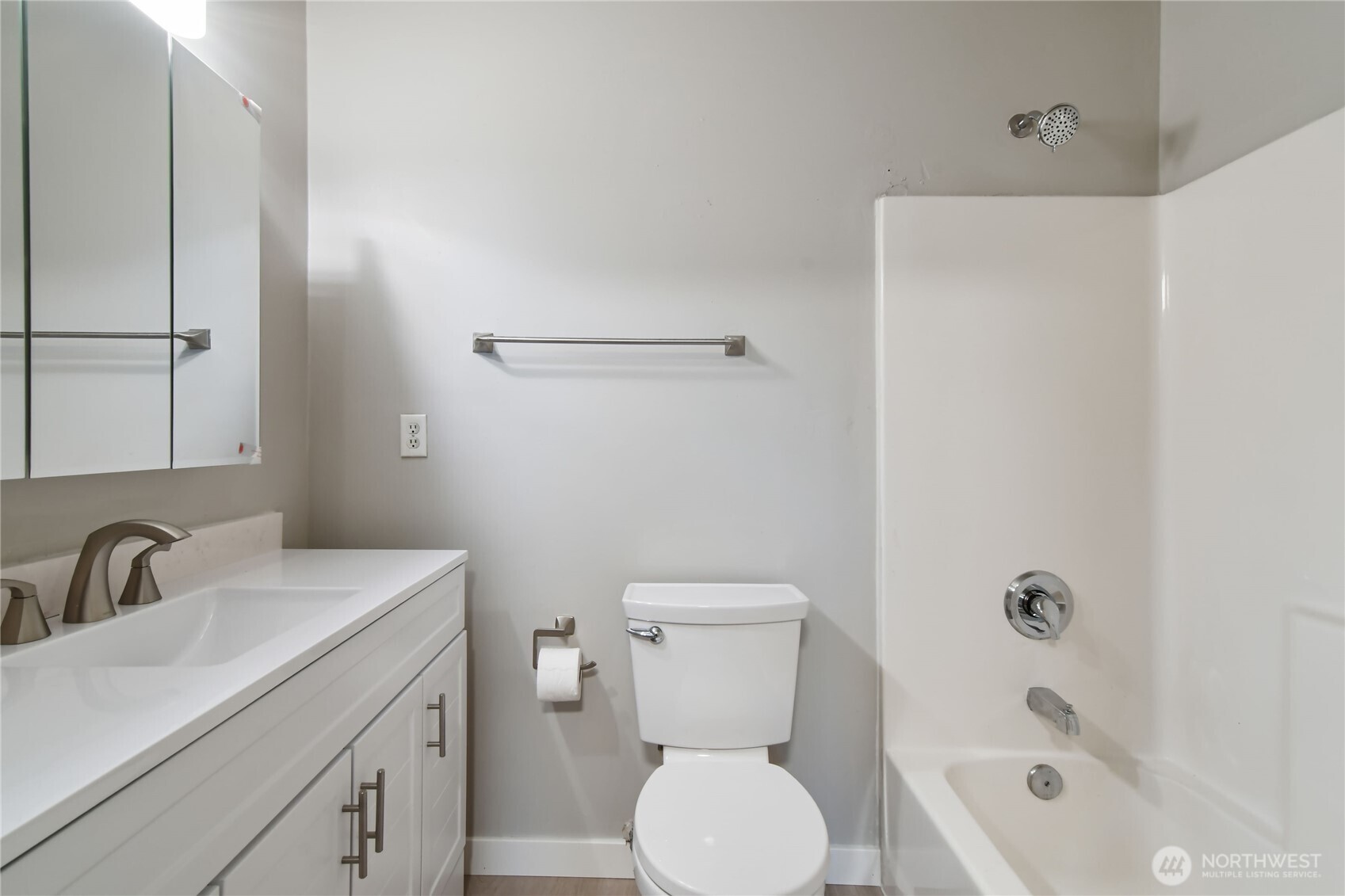 122 S Baker Street , Mount Vernon, WA 98273