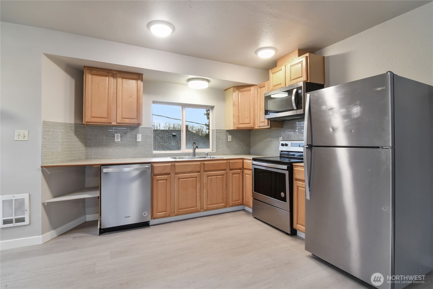 122 S Baker Street , Mount Vernon, WA 98273