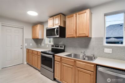 122 S Baker Street , Mount Vernon, WA 98273 - Photo 8