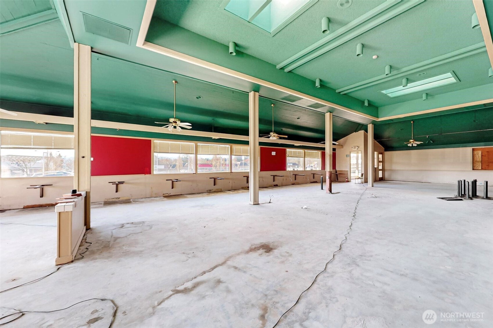 3558 Wheaton Way , Bremerton, WA 98310