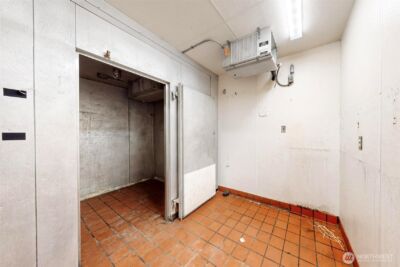 3558 Wheaton Way , Bremerton, WA 98310 - Photo 22