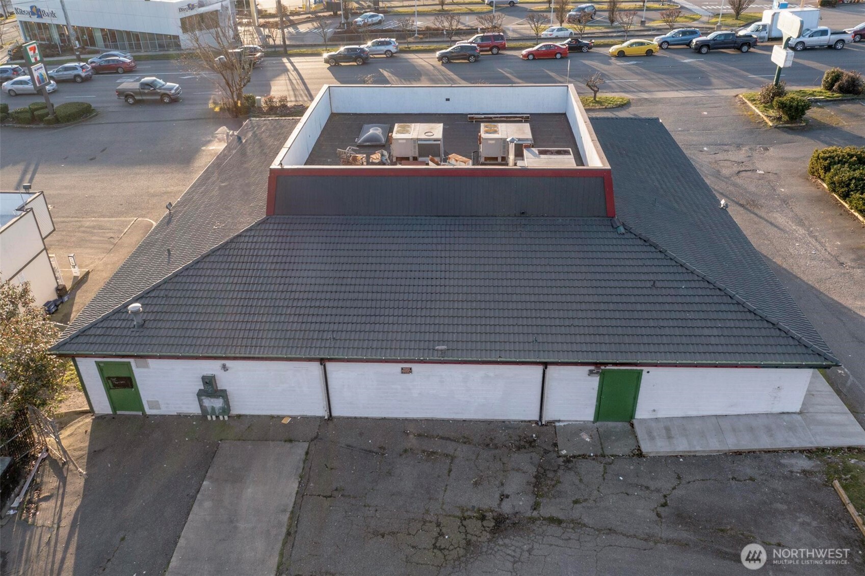 3558 Wheaton Way , Bremerton, WA 98310