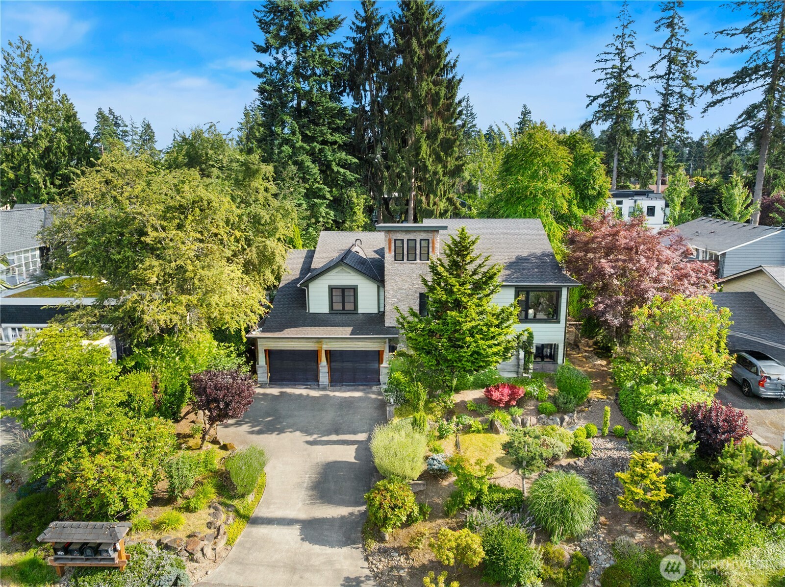 9615 NE 26th Street , Clyde Hill, WA 98004