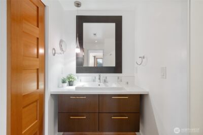 9615 NE 26th Street , Clyde Hill, WA 98004 - Photo 17