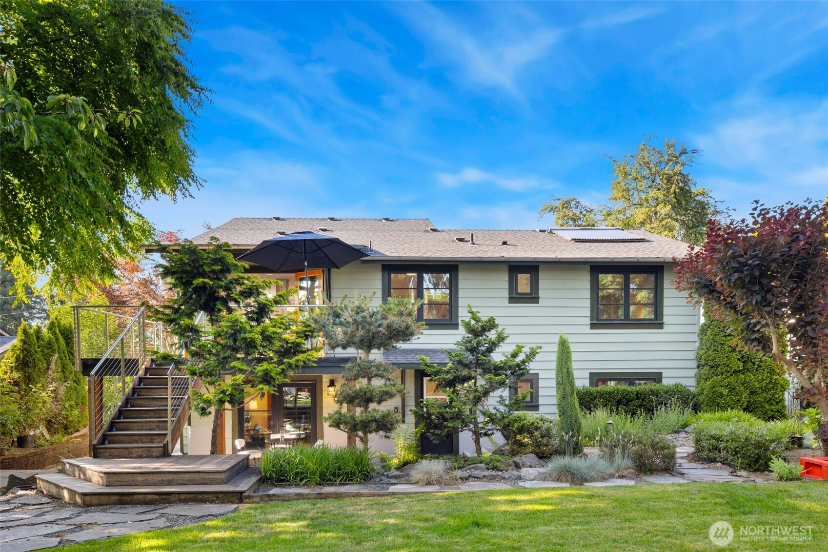 9615 NE 26th Street , Clyde Hill, WA 98004