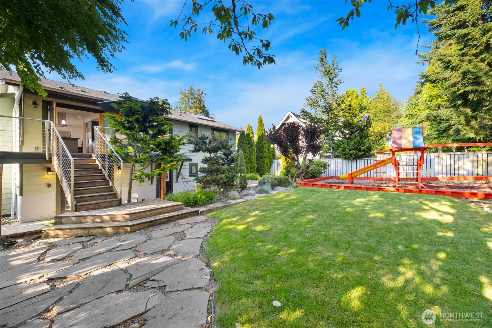 9615 NE 26th Street , Clyde Hill, WA 98004