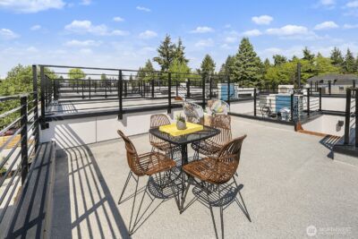 8831 B Wallingford Avenue N, Seattle, WA 98103 - Photo 19