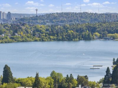 8831 B Wallingford Avenue N, Seattle, WA 98103 - Photo 23