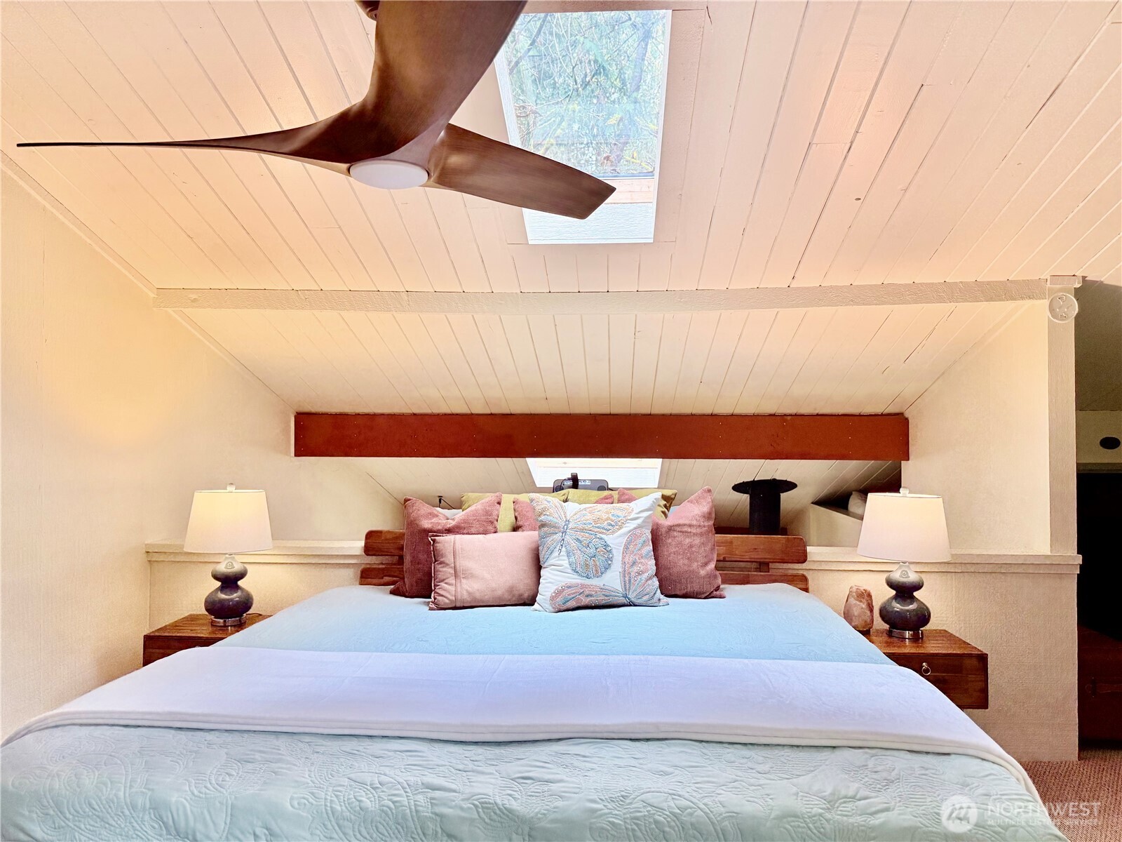 741 E Promontory Road , Shelton, WA 98584