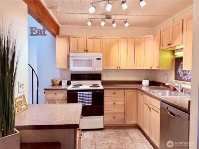 741 E Promontory Road , Shelton, WA 98584 - Photo 28