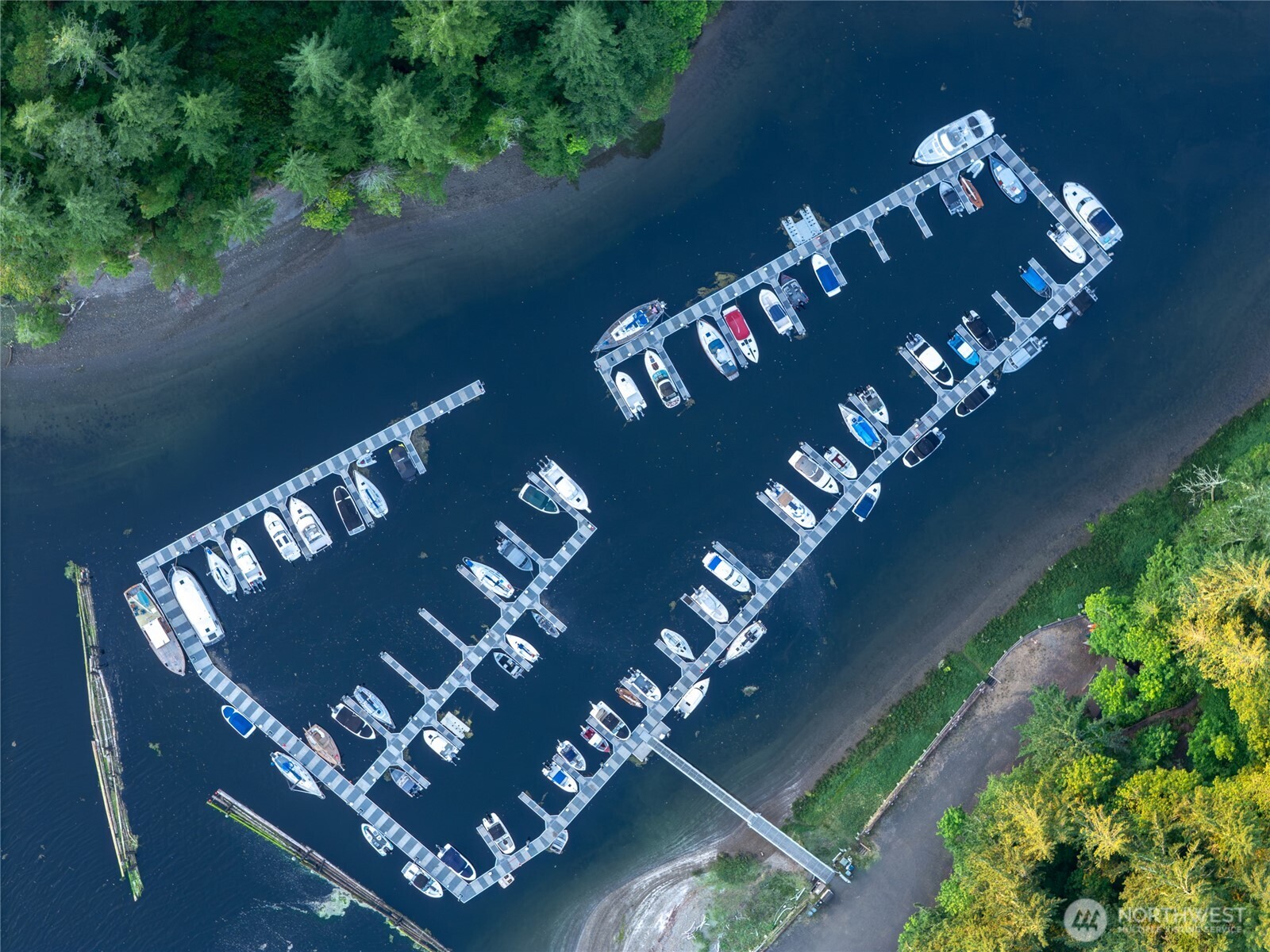 741 E Promontory Road , Shelton, WA 98584