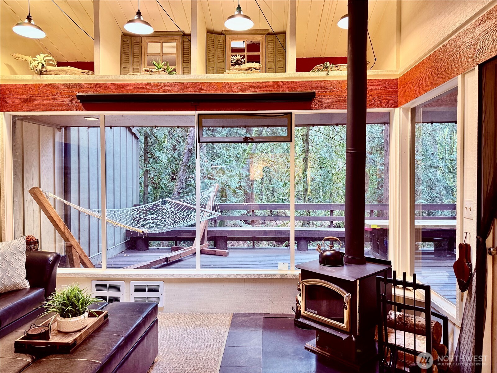 741 E Promontory Road , Shelton, WA 98584