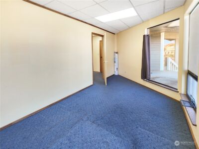 520 E Whidbey Avenue #205, Oak Harbor, WA 98277 - Photo 16