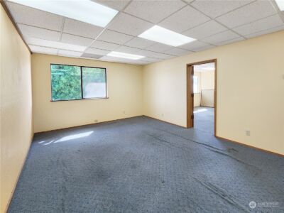 520 E Whidbey Avenue #205, Oak Harbor, WA 98277 - Photo 17