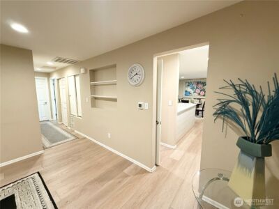 11049 18th Avenue SW, Seattle, WA 98146 - Photo 13