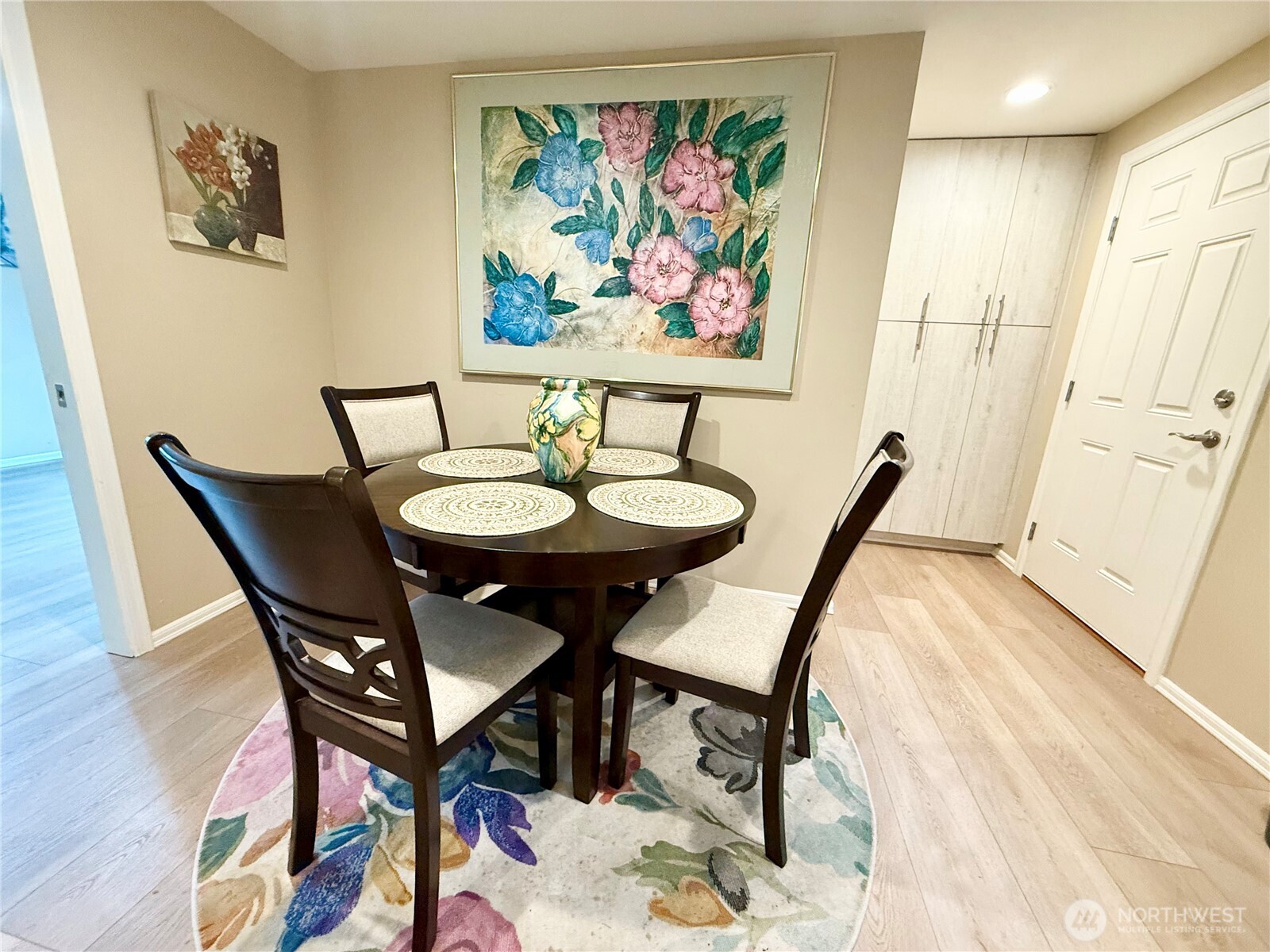 11049 18th Avenue SW, Seattle, WA 98146