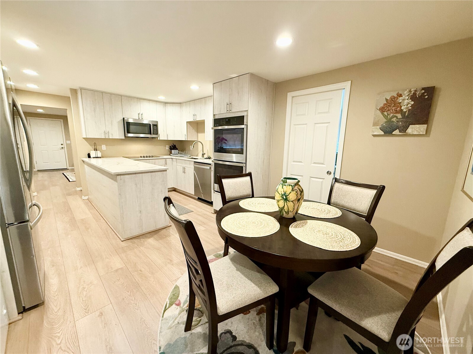 11049 18th Avenue SW, Seattle, WA 98146