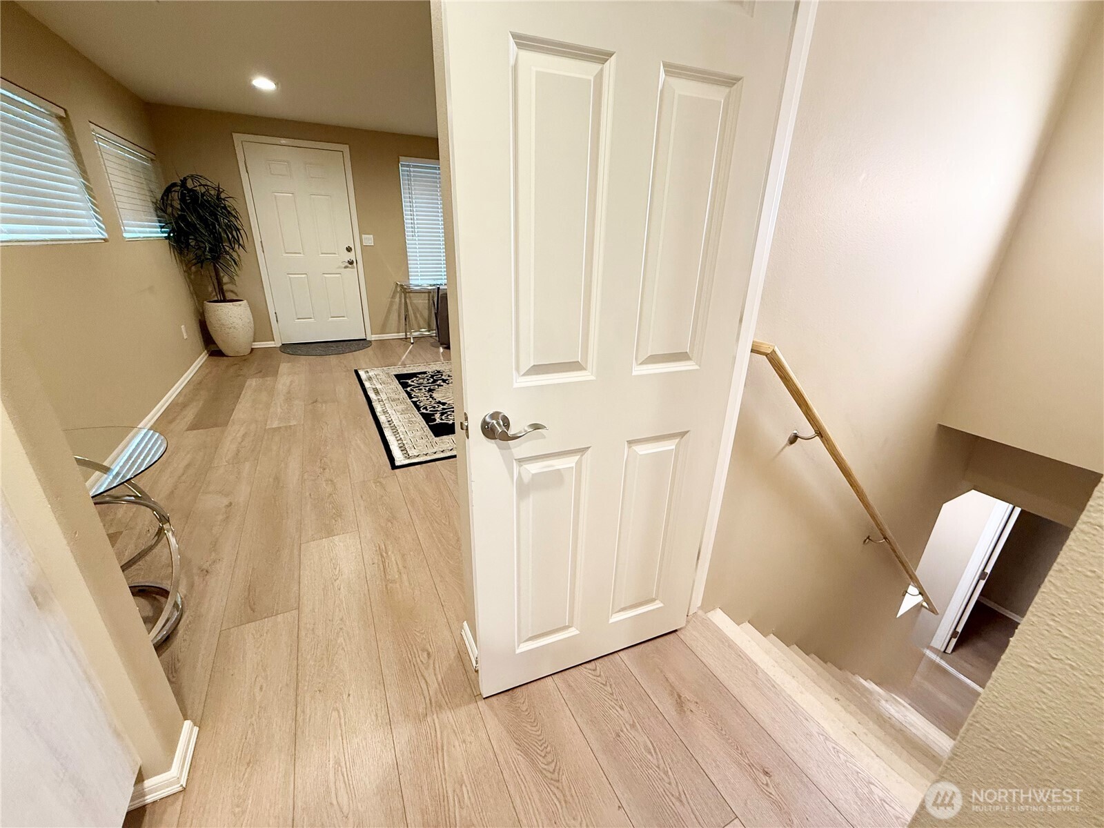 11049 18th Avenue SW, Seattle, WA 98146