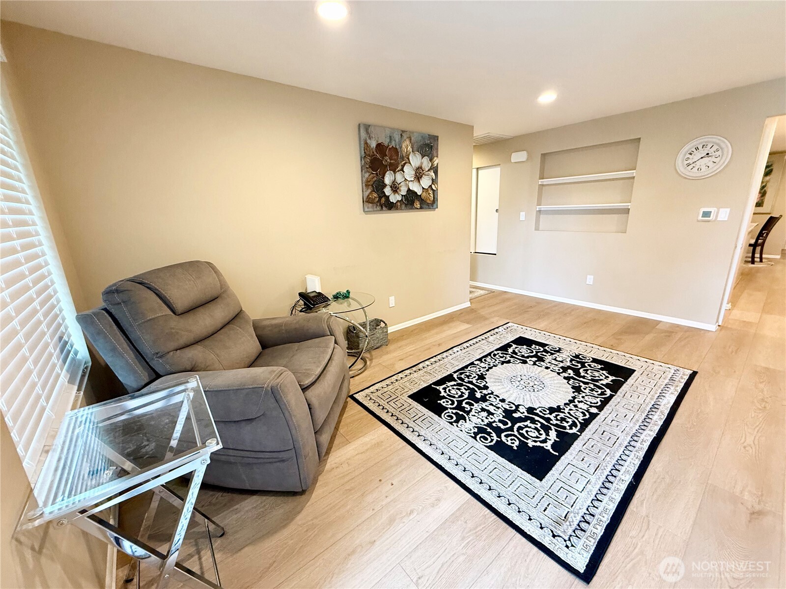 11049 18th Avenue SW, Seattle, WA 98146