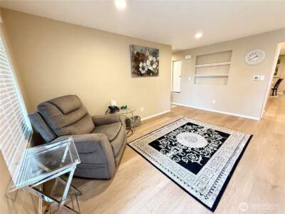 11049 18th Avenue SW, Seattle, WA 98146 - Photo 5