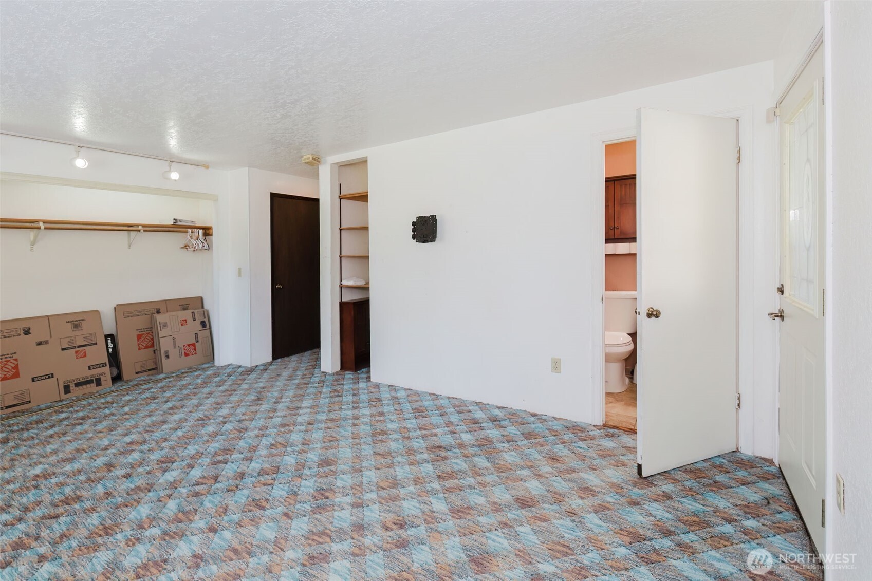 3236 NW Gillard Place , Seabeck, WA 98380