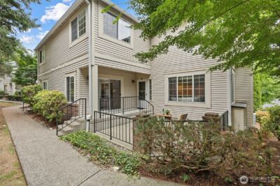 10909 Avondale Road NE #R170, Redmond, WA 98052 - Photo 2