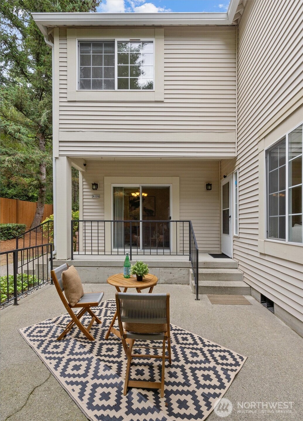 10909 Avondale Road NE #R170, Redmond, WA 98052