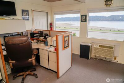 24113 N US Highway 101 , Hoodsport, WA 98548 - Photo 16