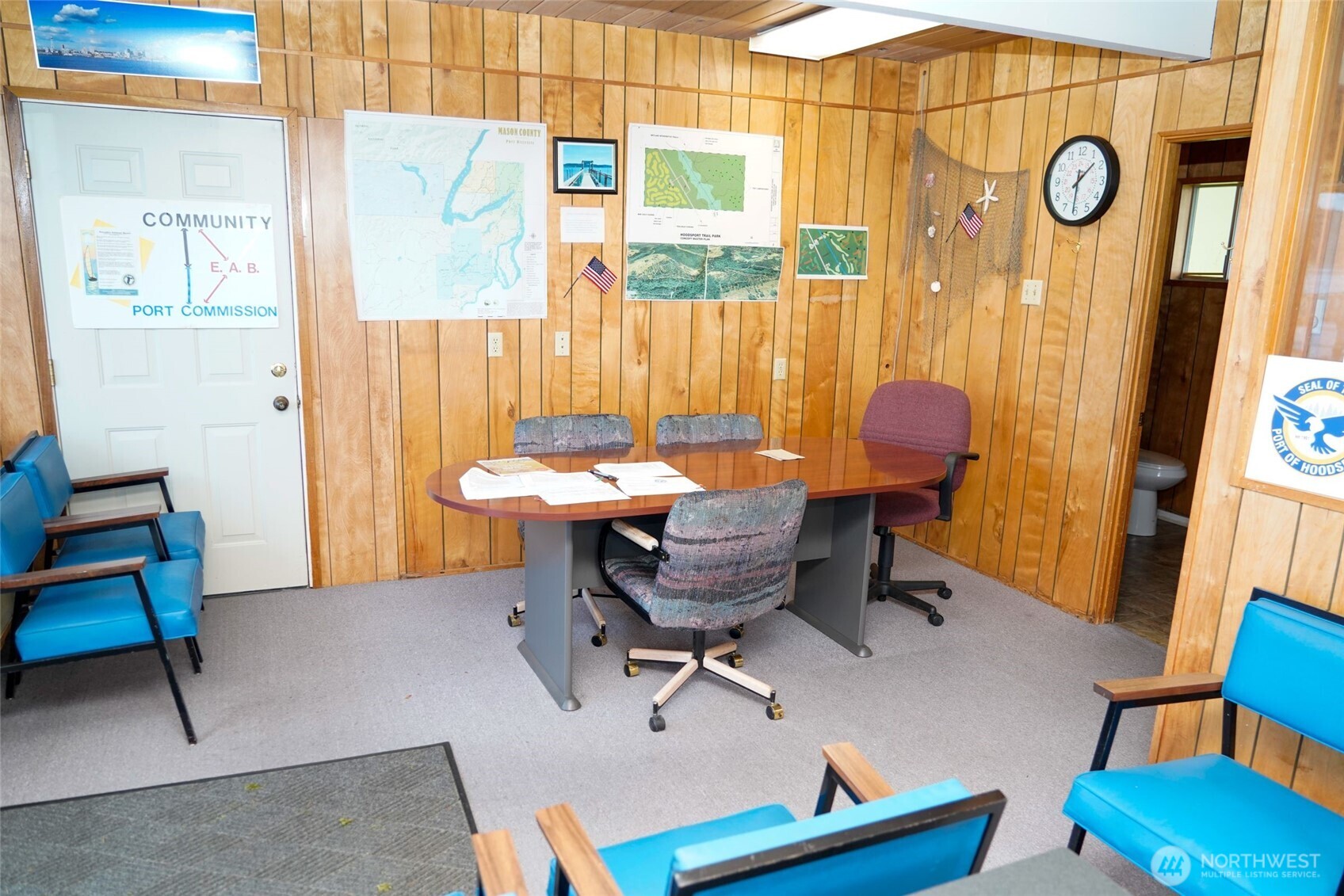 24113 N US Highway 101 , Hoodsport, WA 98548