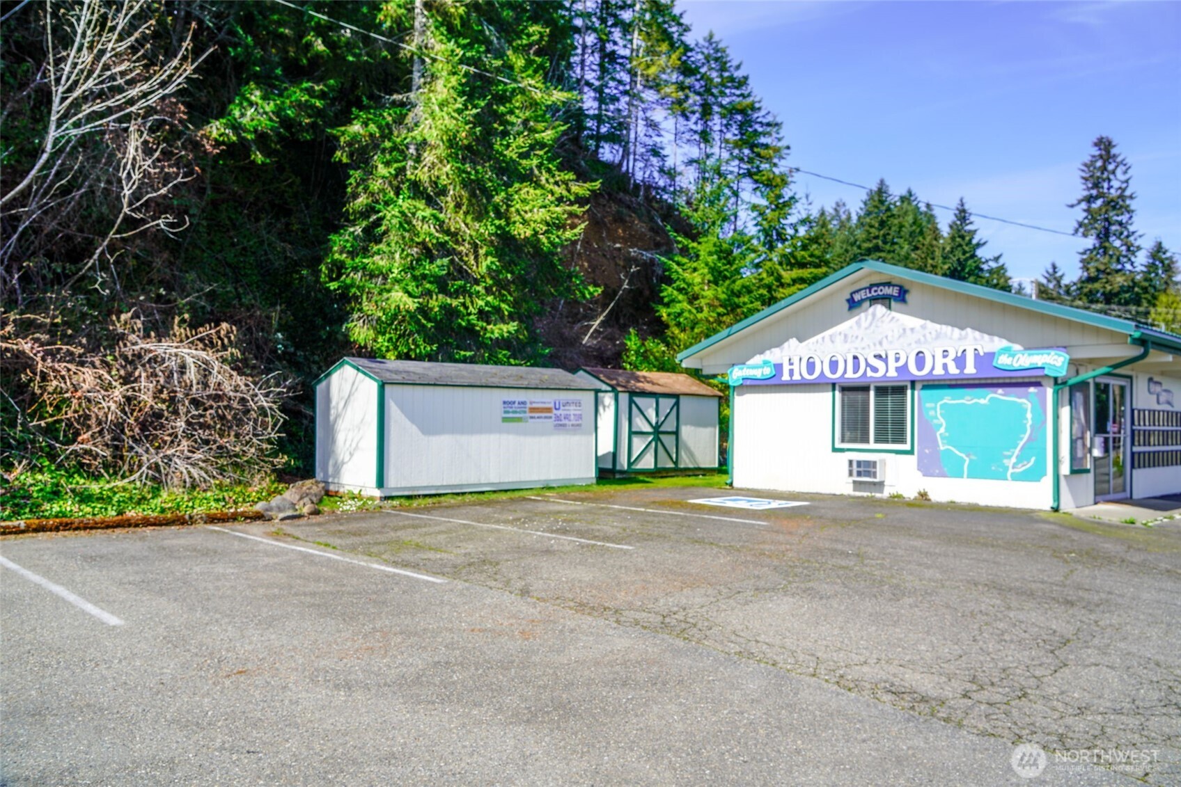 24113 N US Highway 101 , Hoodsport, WA 98548
