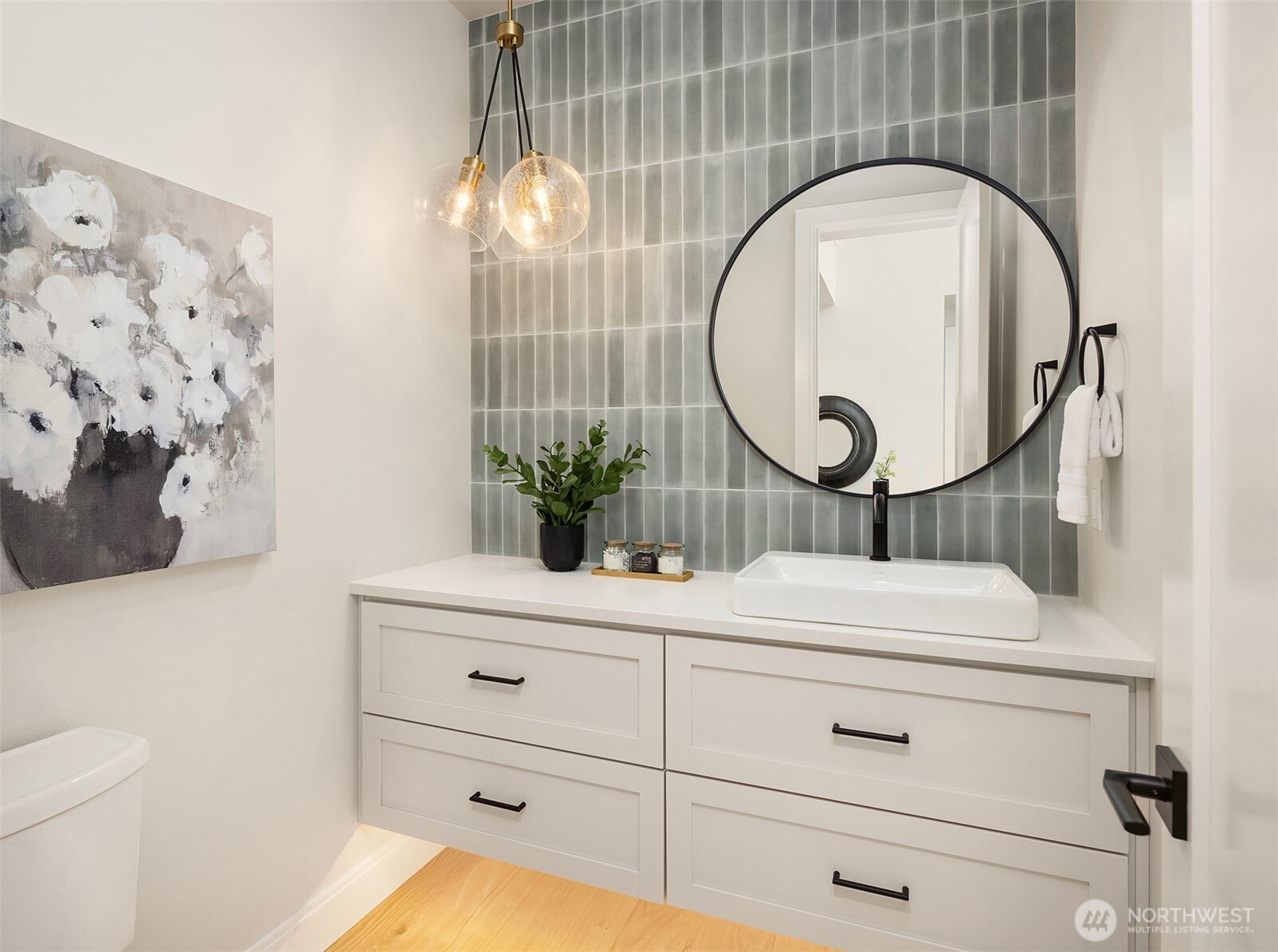 22303 Old Poplar Way SW, Brier, WA 98036