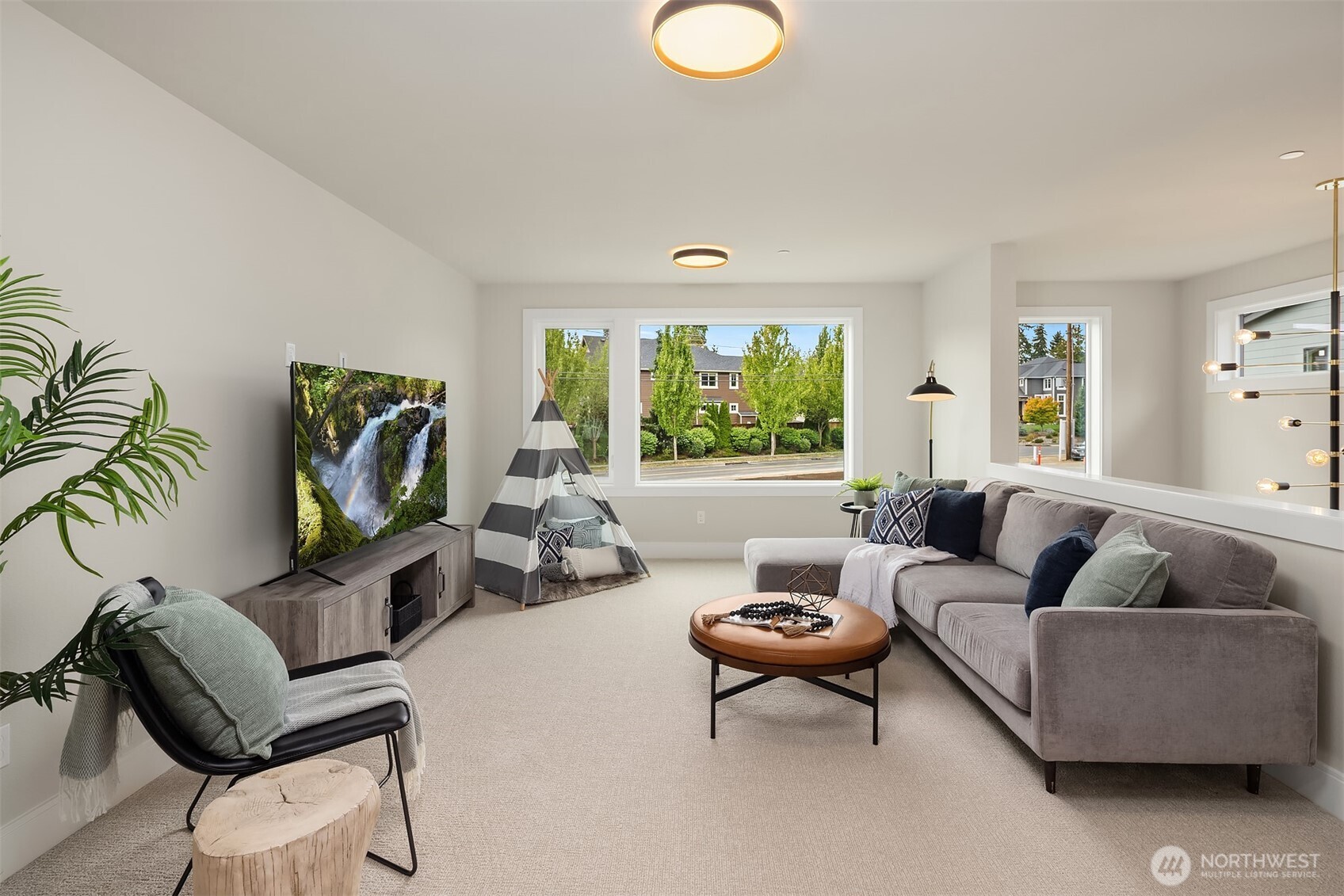 22303 Old Poplar Way SW, Brier, WA 98036