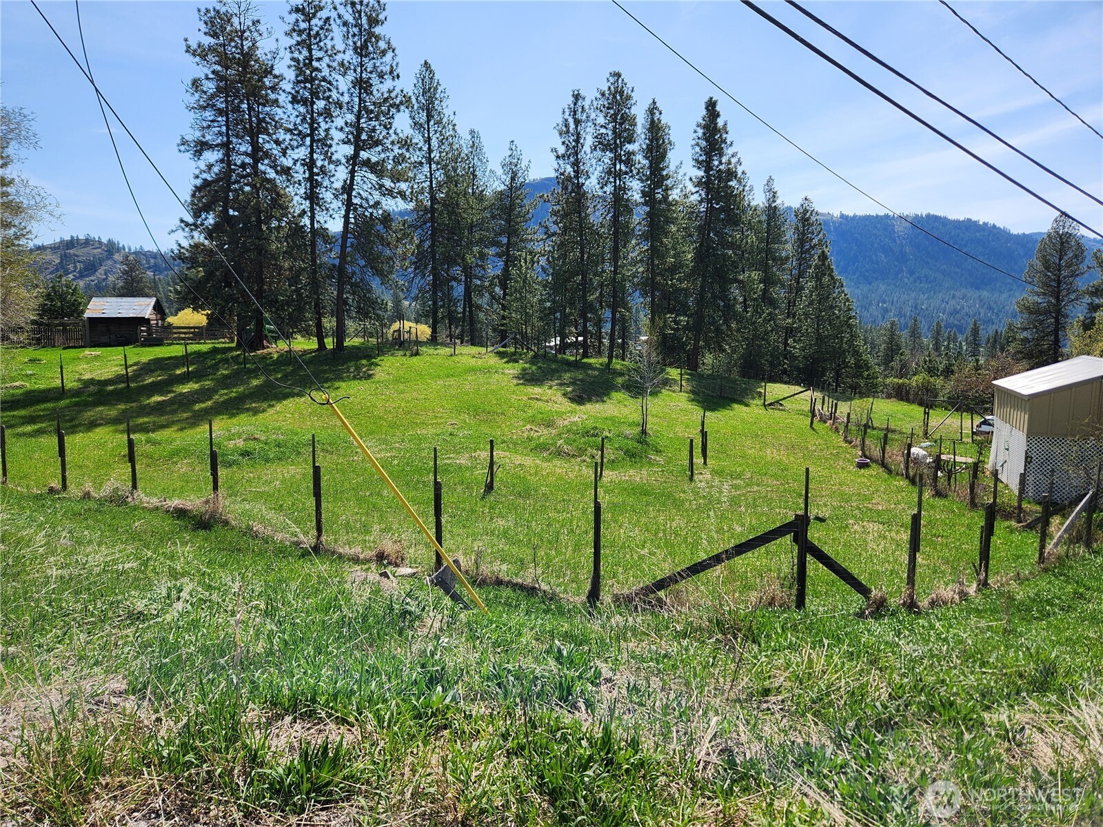 201 Tiger Lane , Republic, WA 99166