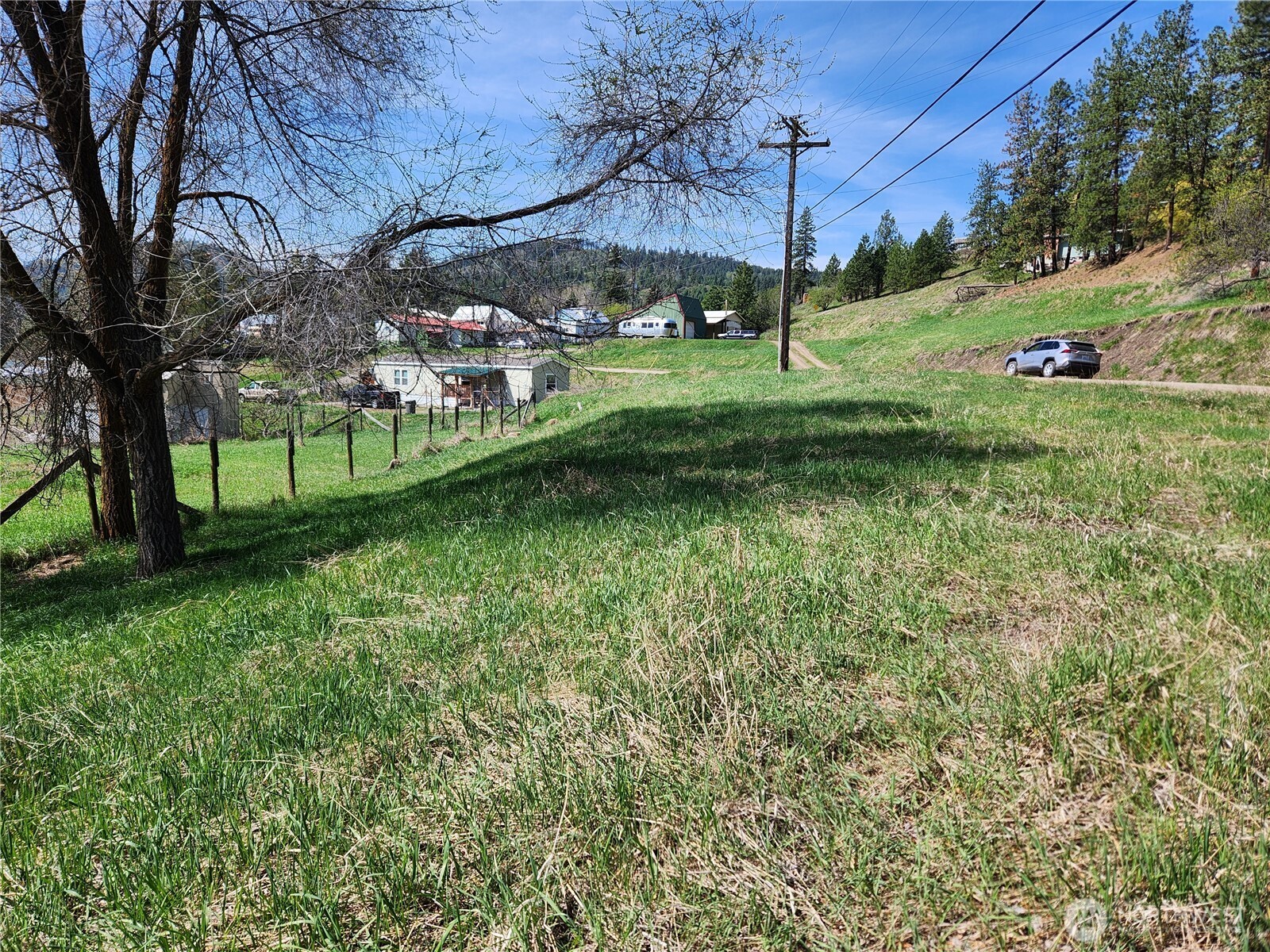 201 Tiger Lane , Republic, WA 99166