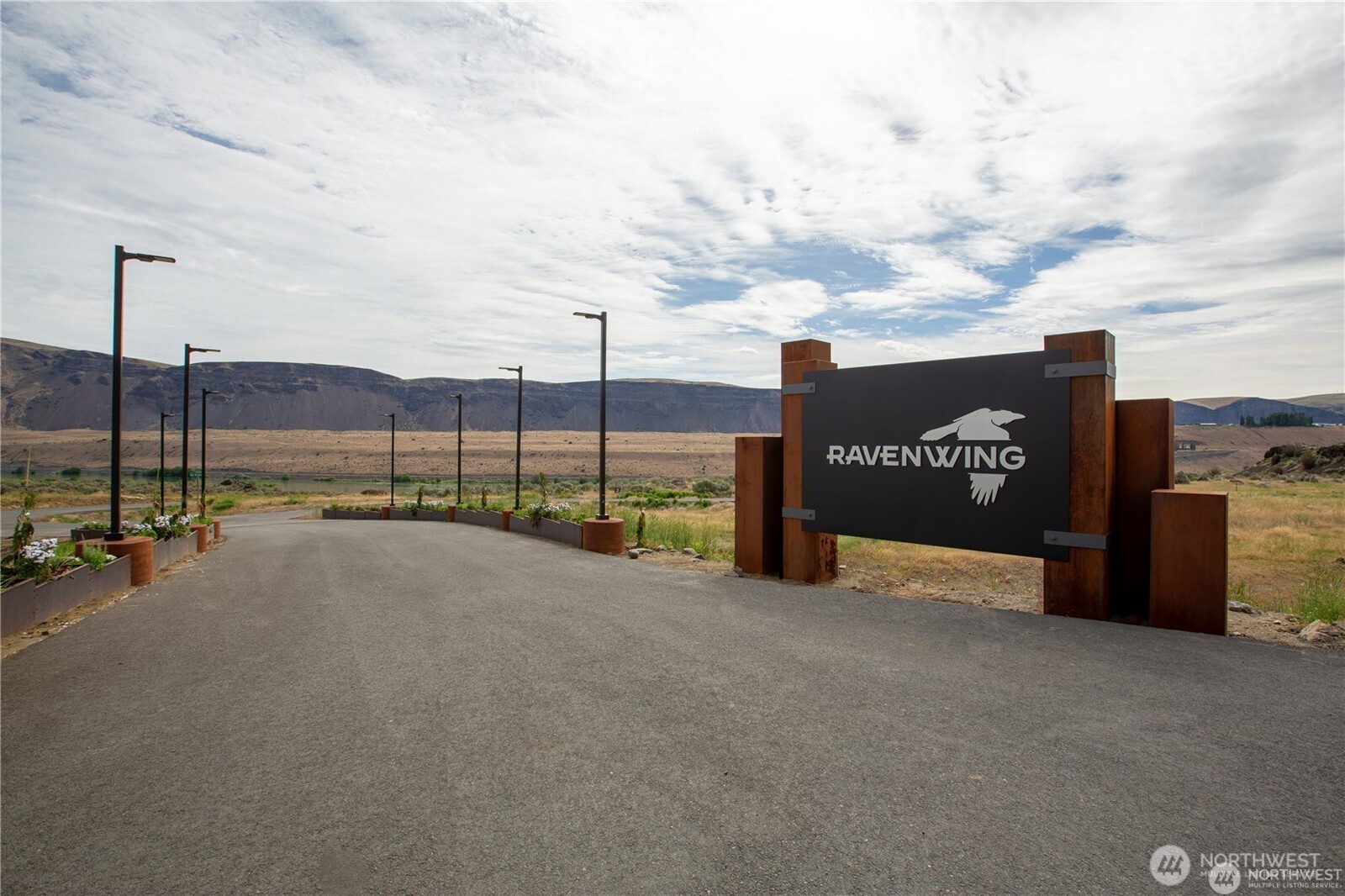 15 Old Bridge Lane , Malaga, WA 98828