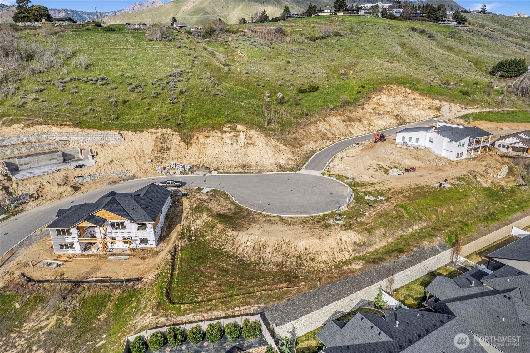 978 Spring Mountain Drive , Wenatchee, WA 98801