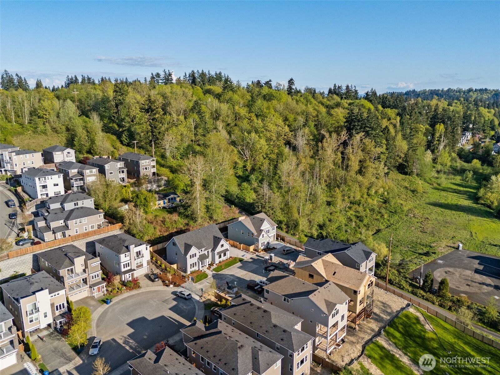 19512 81st Place NE #4, Kenmore, WA 98028